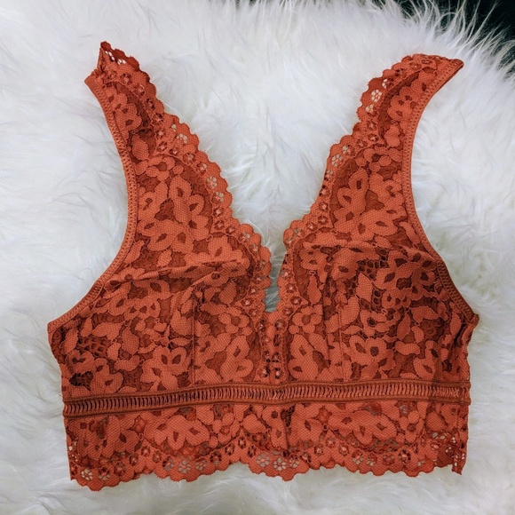 NWT Victoria's Secret Deep V Crop Brallette - Picture 4 of 7